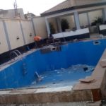 piscine en cours de rehabilitation au Cameroun